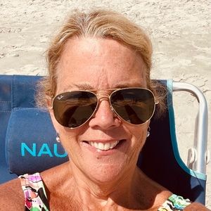 Meet your Posher, Donna